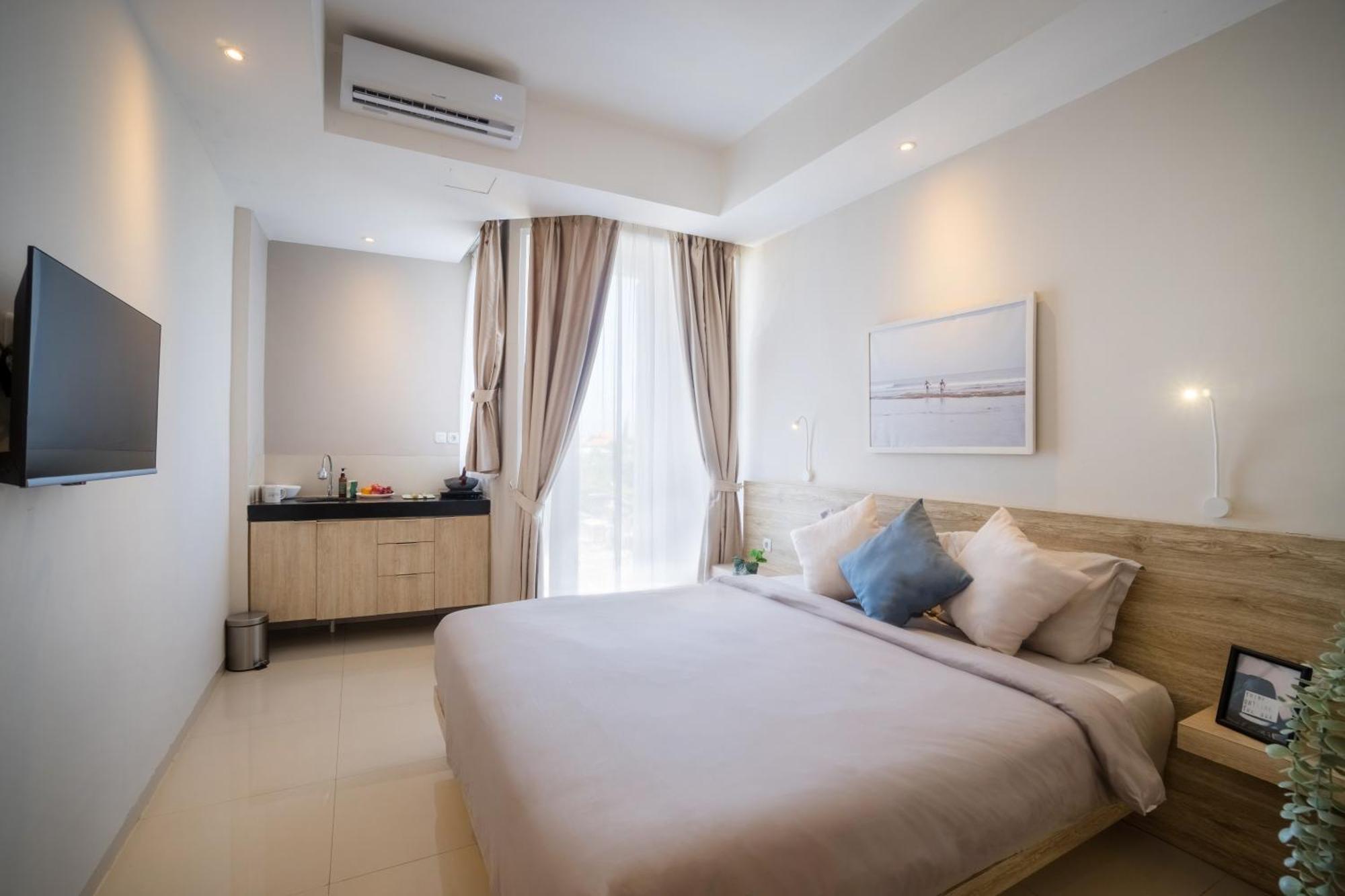 Bali Bustle Pararaton Coliving And Coworking Space Legian Exterior foto